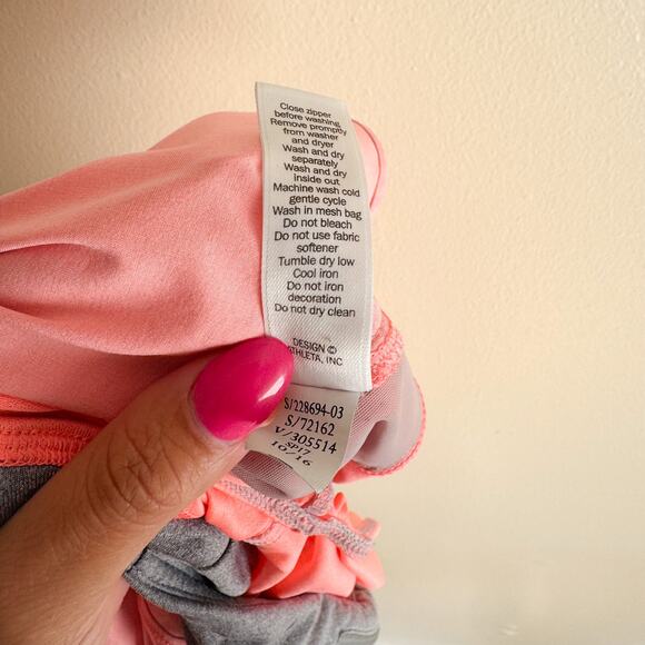 Athleta Coral + Grey Track This Perforated Lined Shorts - Large - Picture 5 of 7